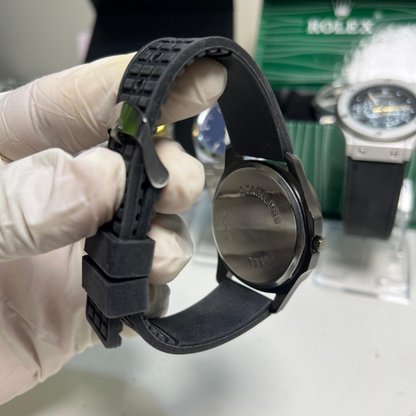 Patek Philippe Nautilus-Inspired Black Edition – Sporty Rubber Strap Watch